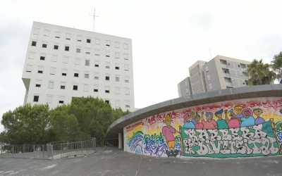 Exterior del bloc de Ronda Santa Maria, 213/ Roger Benet